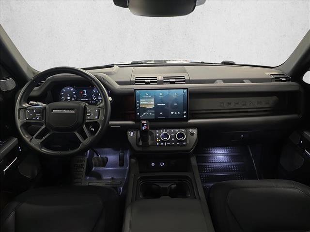 Used 2023 Land Rover Defender 130 X-Dynamic SE AWD/4WD image 9
