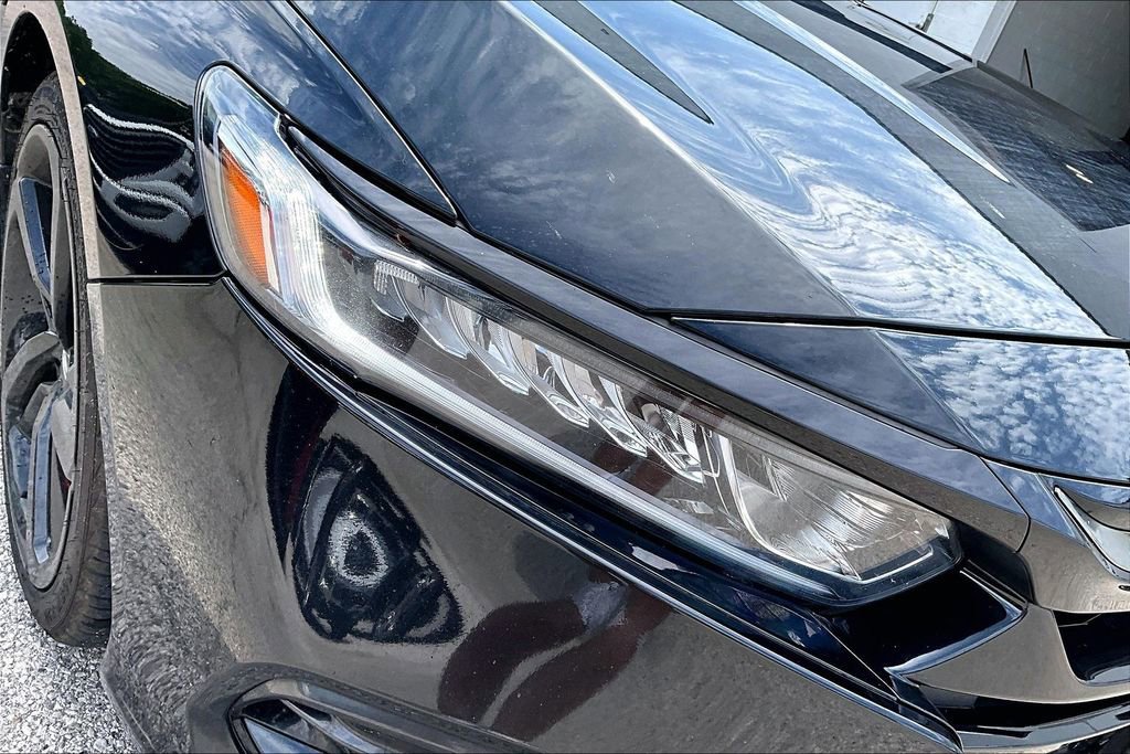 Used 2018 Honda Accord Sport image 27