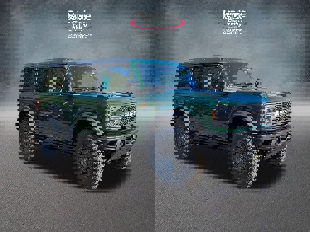 New 2025 Ford Bronco Badlands w/ Sasquatch Package image 3