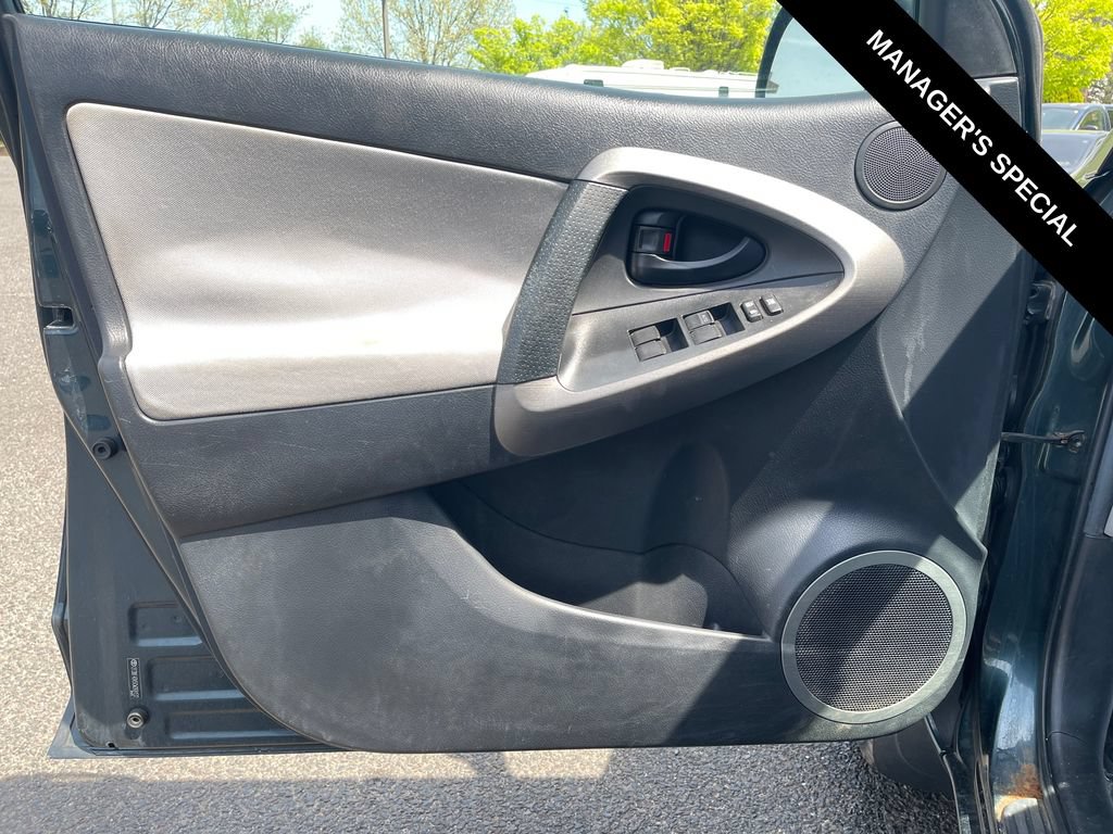 Used 2012 Toyota RAV4 4WD w/ Value Pkg image 14