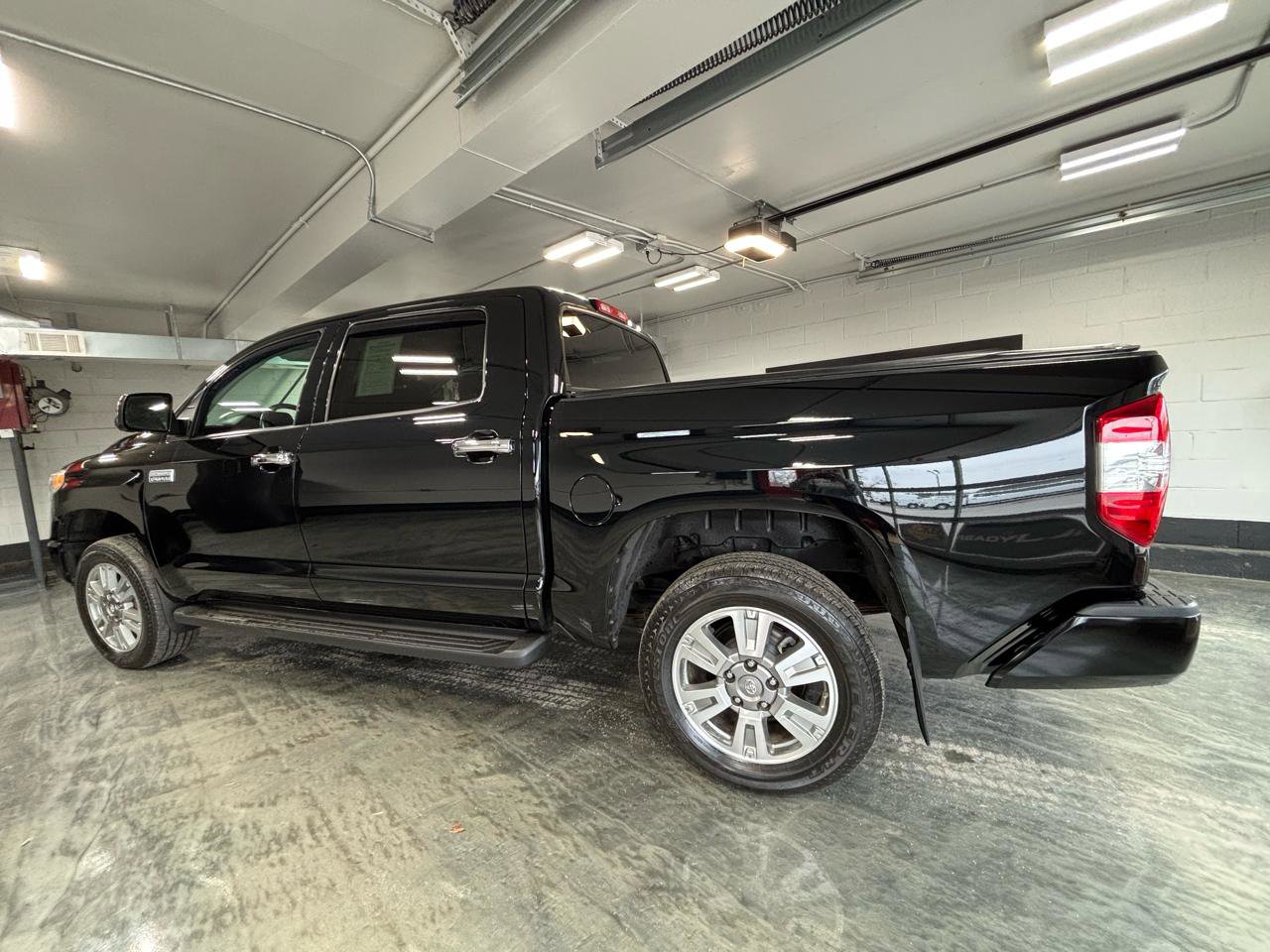 Used 2016 Toyota Tundra Platinum image 6