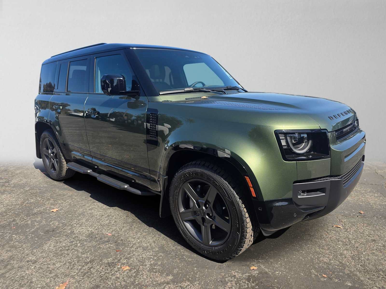 New 2026 Land Rover Defender 110 X-Dynamic SE AWD/4WD image 7