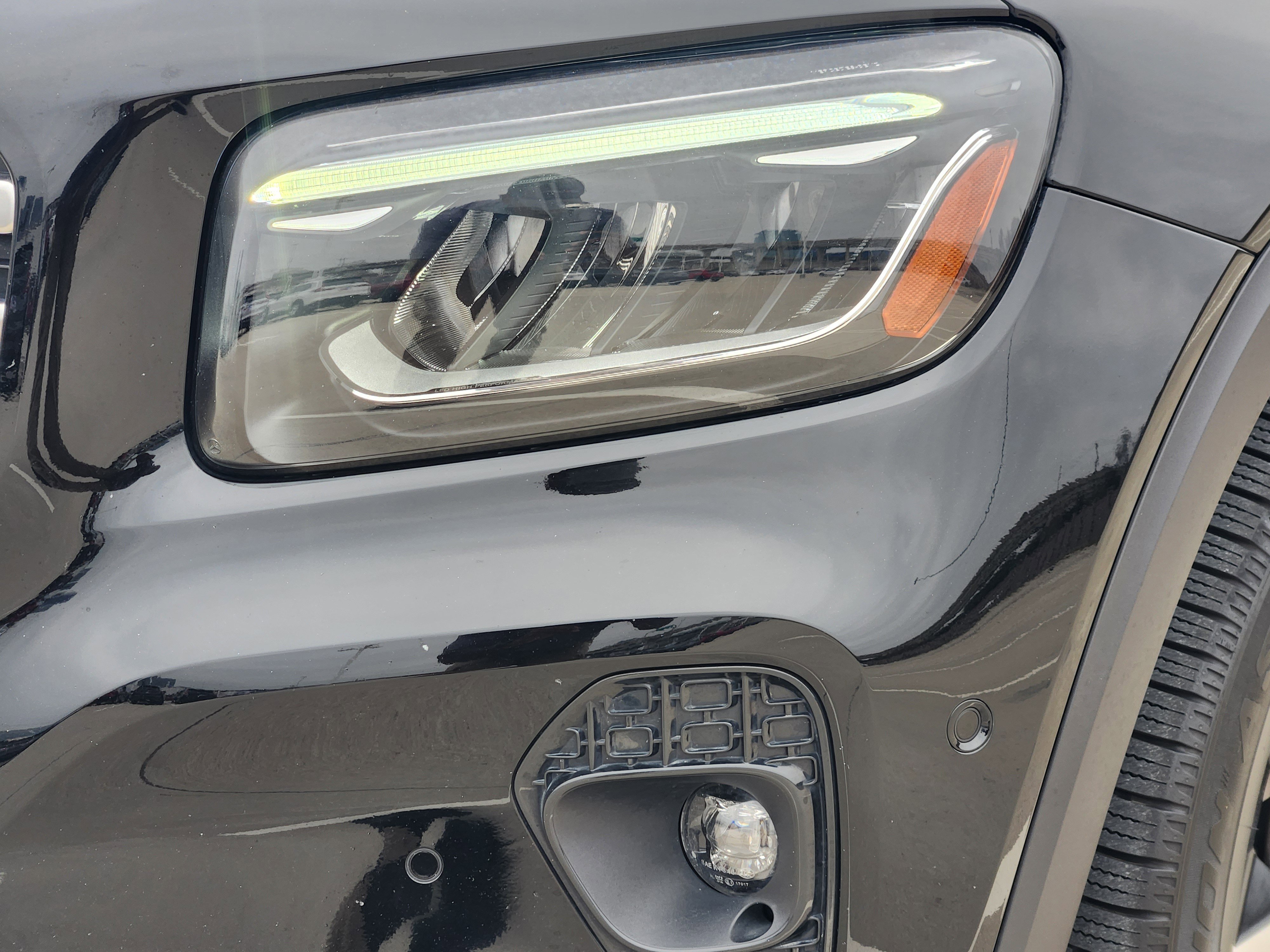 Used 2024 Mercedes-Benz GLB 250 4MATIC image 9