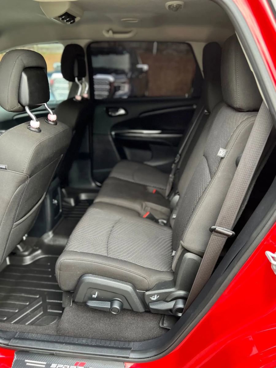 Used 2019 Dodge Journey SE w/ Connectivity Group image 12