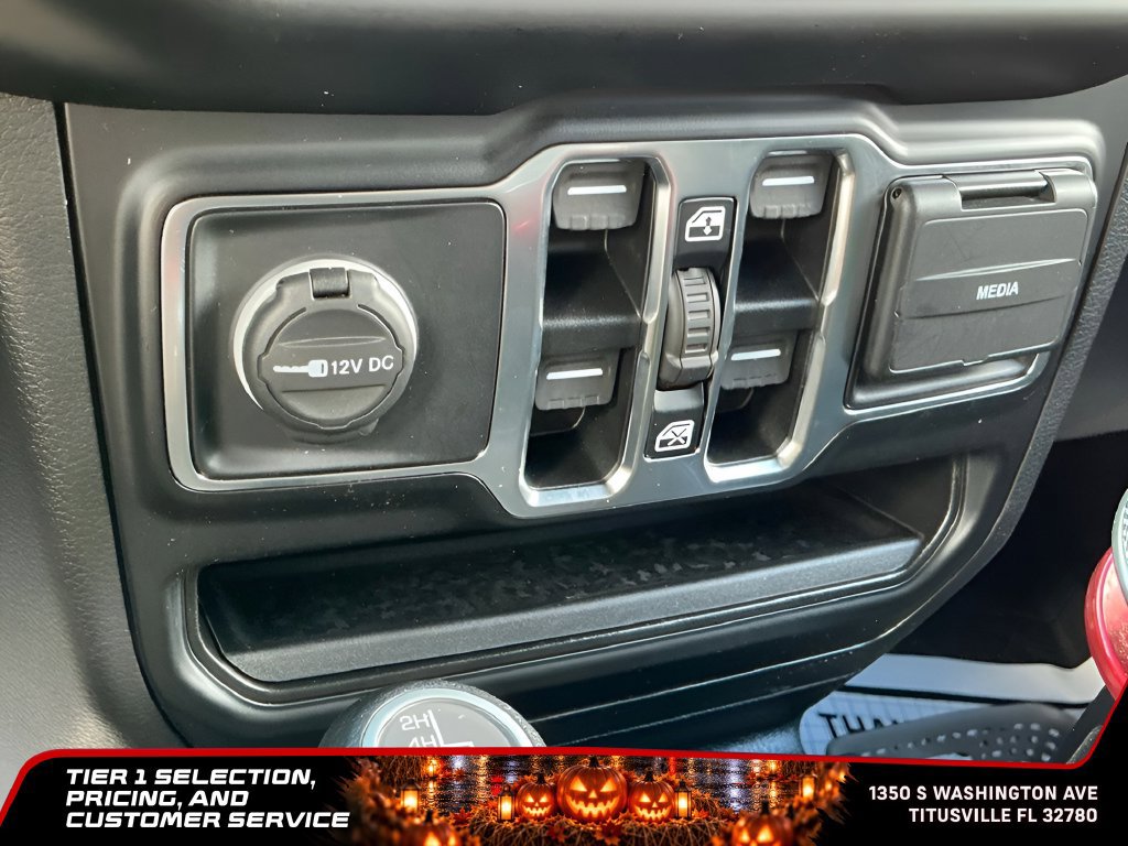 Used 2021 Jeep Wrangler Unlimited Sport AWD/4WD image 22