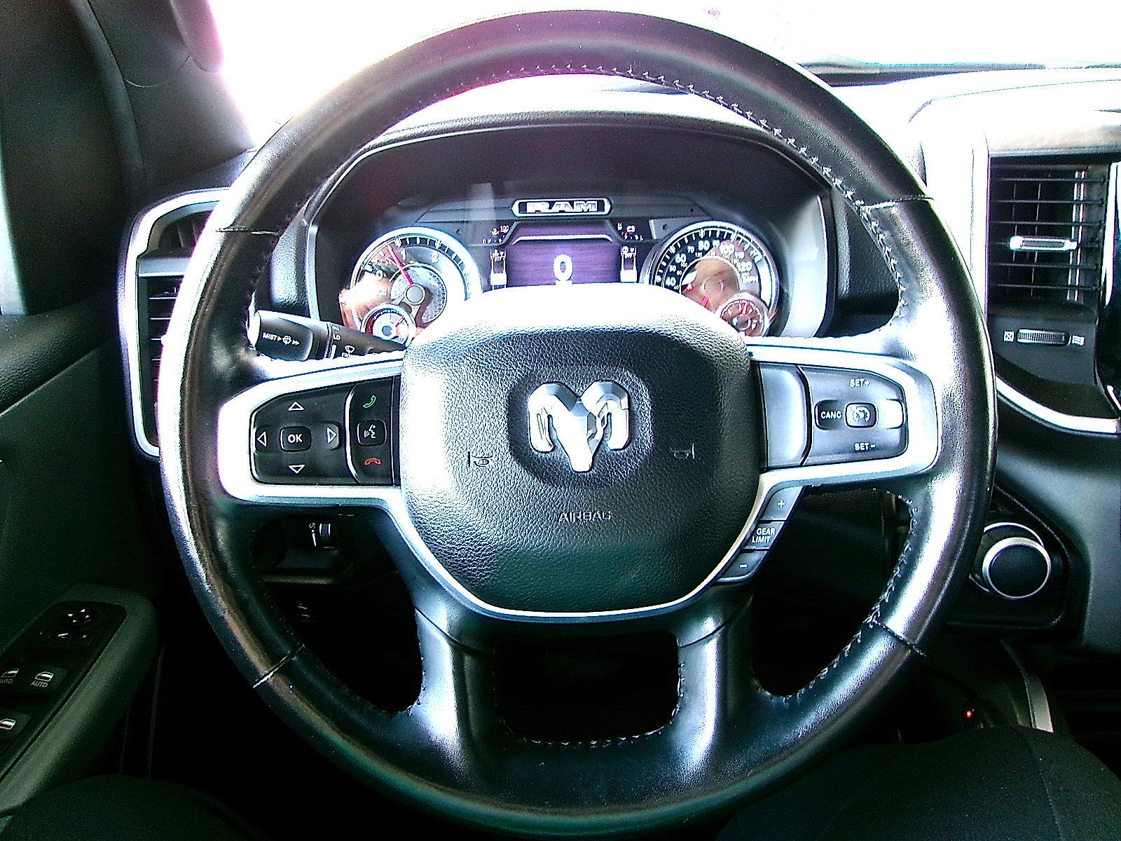 Used 2021 RAM 1500 Big Horn AWD/4WD image 10