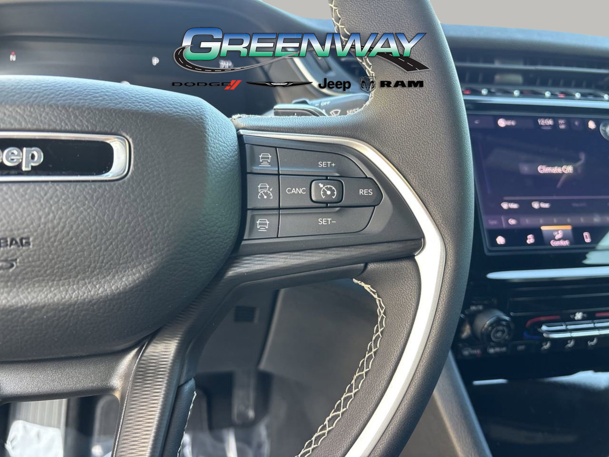 New 2025 Jeep Grand Cherokee Laredo image 25