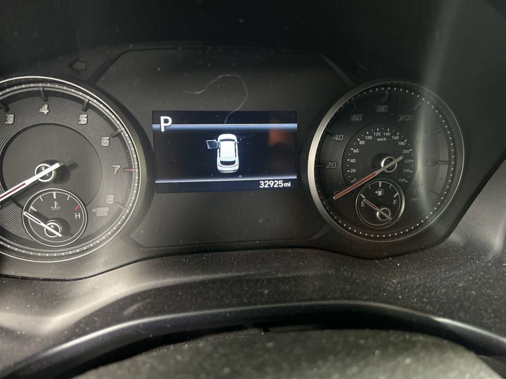 Used 2023 Hyundai Santa Fe SEL w/ Cargo Package image 3