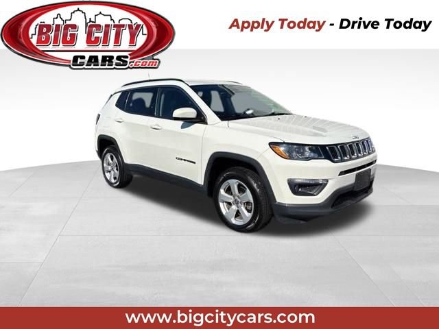 Used 2018 Jeep Compass Latitude w/ Cold Weather Group image 1