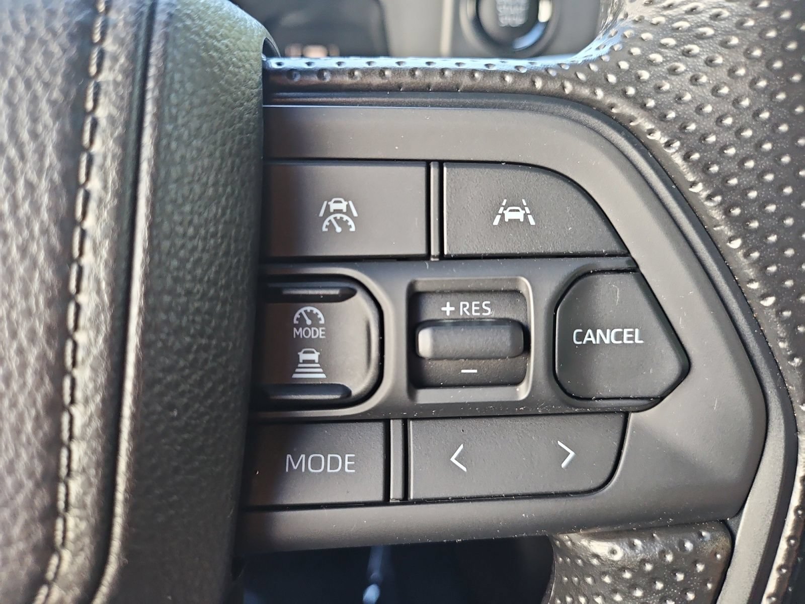 Used 2025 Toyota Tacoma SR w/ Towing Package RWD image 29