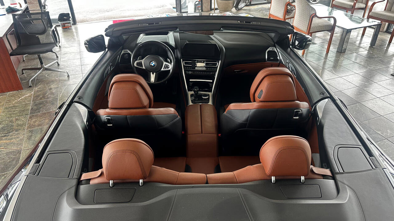 Used 2019 BMW M850i xDrive Convertible w/ Driver Assistance Package image 9
