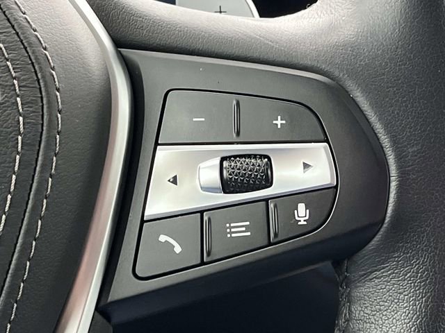 Used 2025 BMW X5 xDrive50e w/ Premium Package image 39