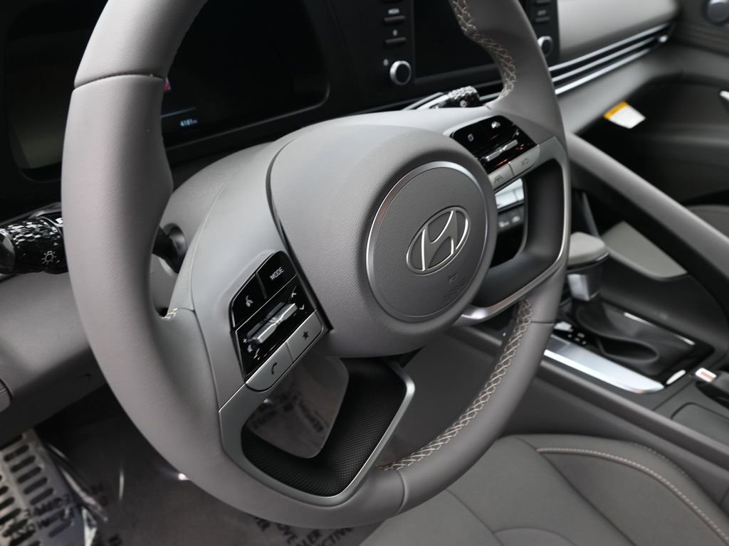 Certified 2026 Hyundai Elantra Sport w/ Cargo Package image 13