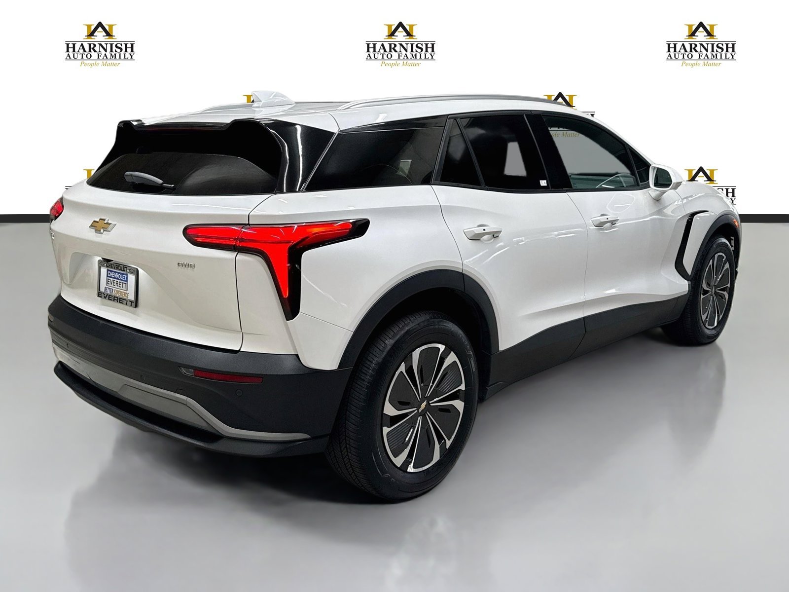 Used 2024 Chevrolet Blazer EV LT AWD/4WD image 6