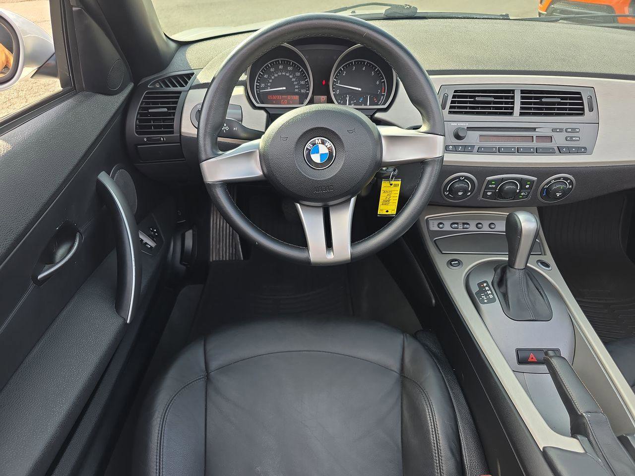 Used 2003 BMW Z4 3.0i image 6