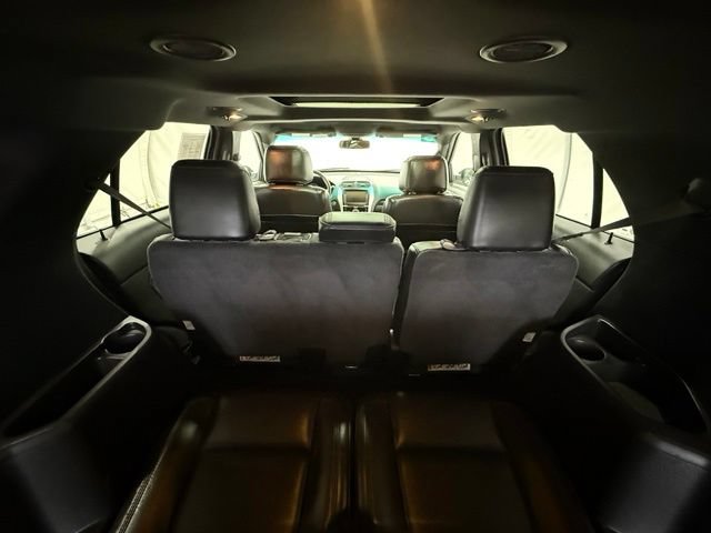 Used 2015 Ford Explorer Limited w/ Equipment Group 302A AWD/4WD image 34