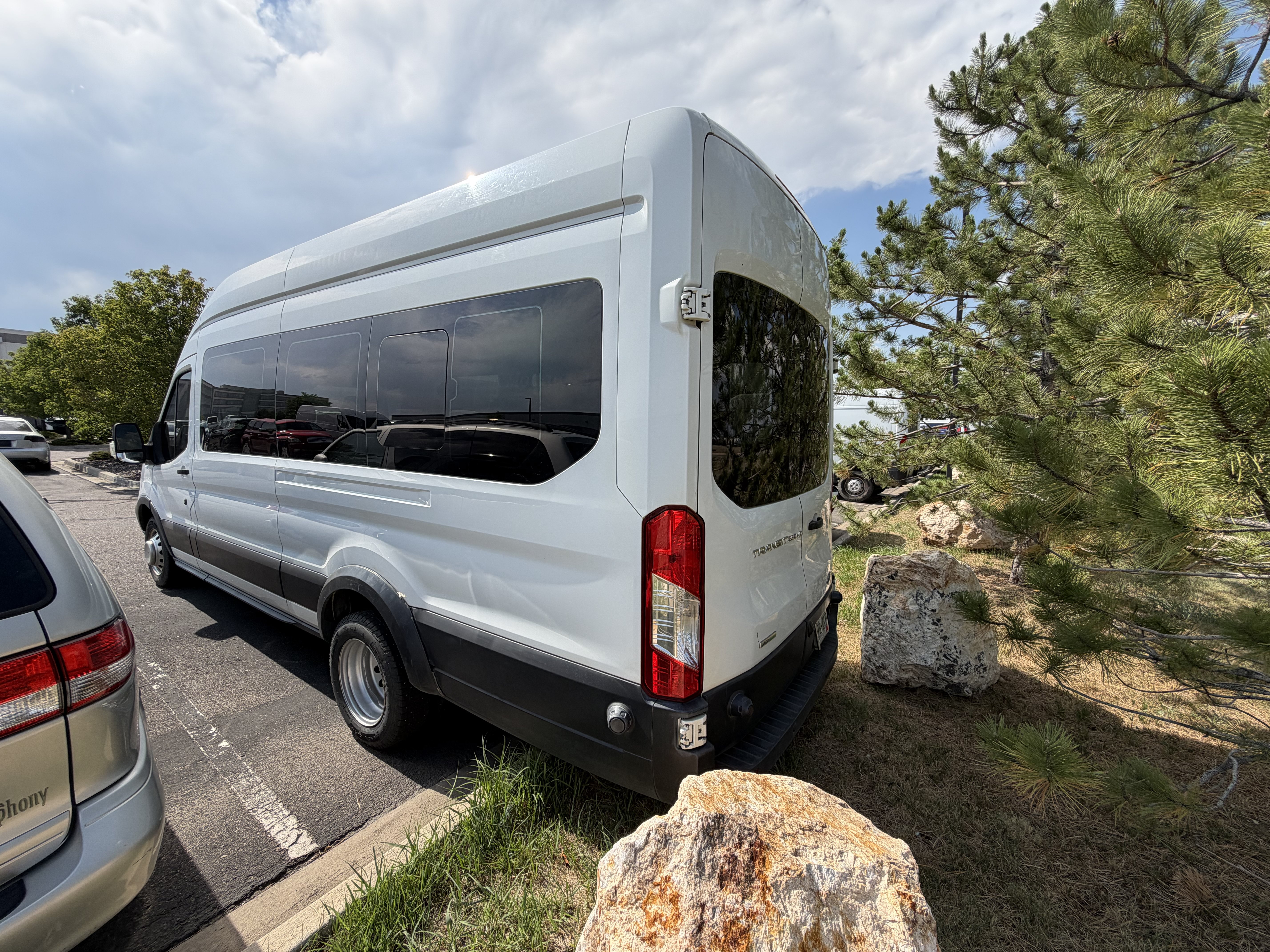 Used 2015 Ford Transit 350 XL RWD image 3