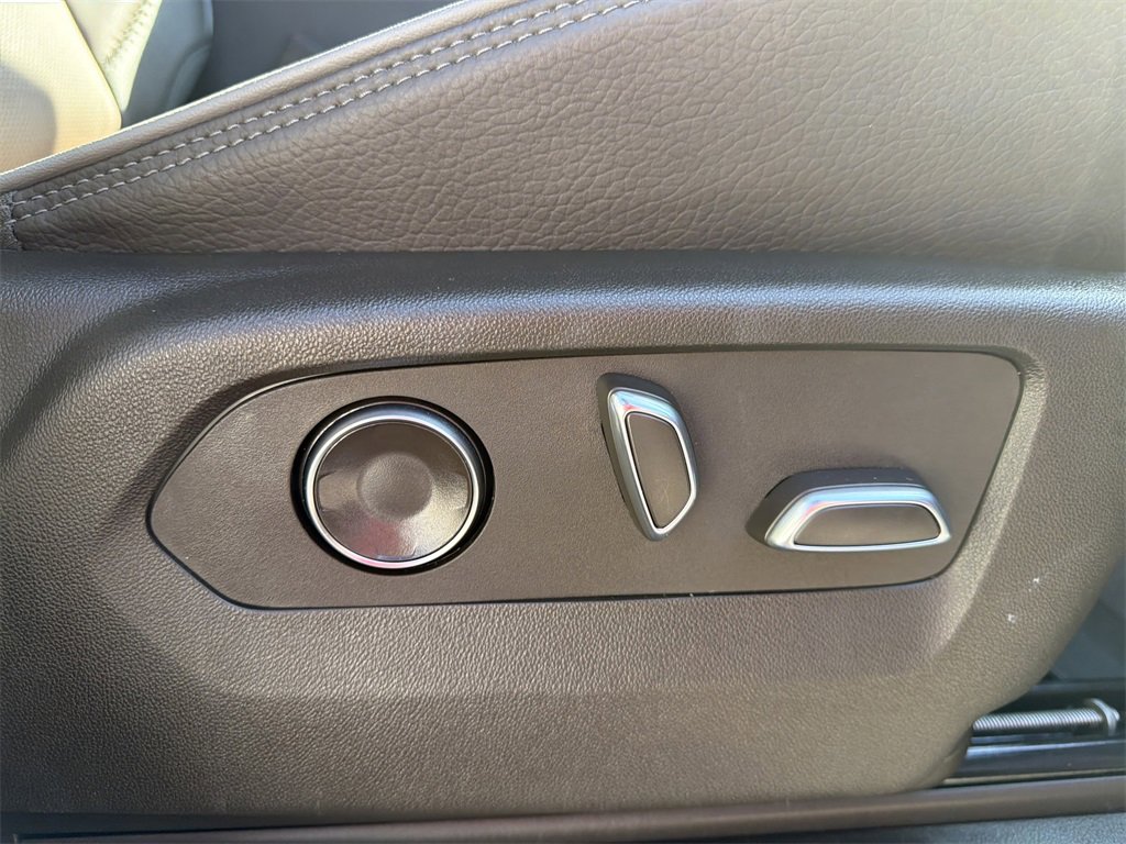 Used 2025 GMC Sierra 1500 Denali image 18