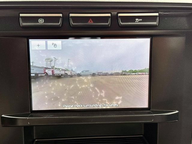 Used 2024 Ford F550 4x4 Regular Cab Super Duty image 23