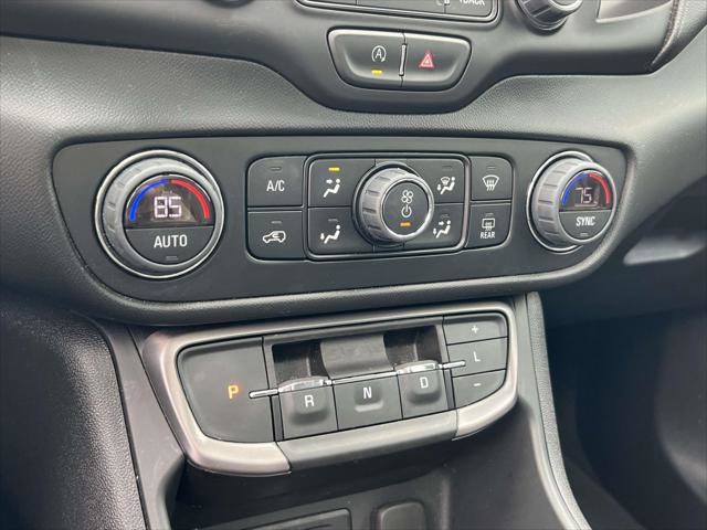 Used 2022 GMC Terrain AT4 w/ Infotainment Package II AWD/4WD image 33