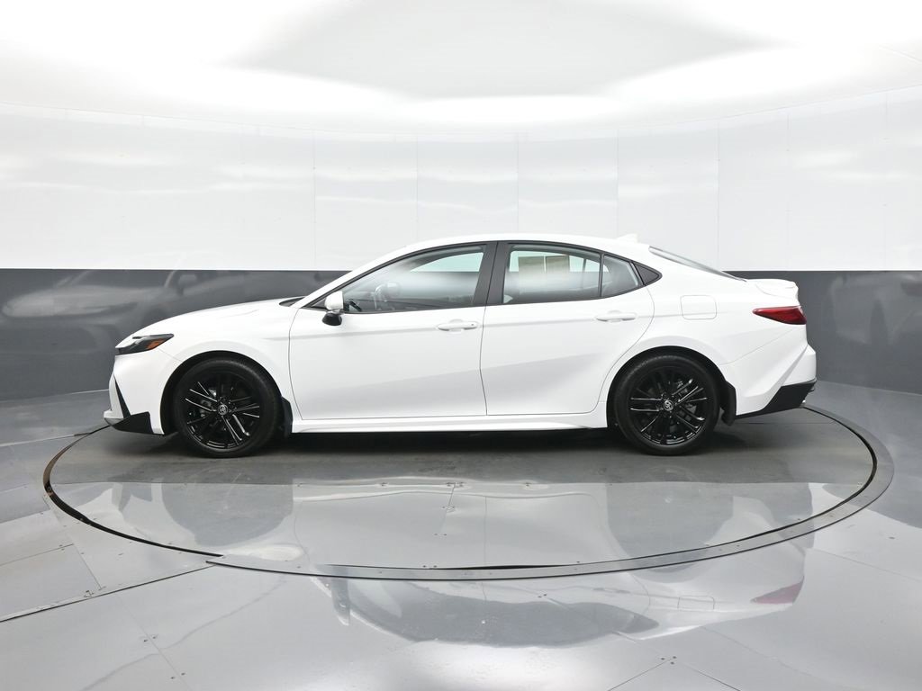 Certified 2025 Toyota Camry SE image 4