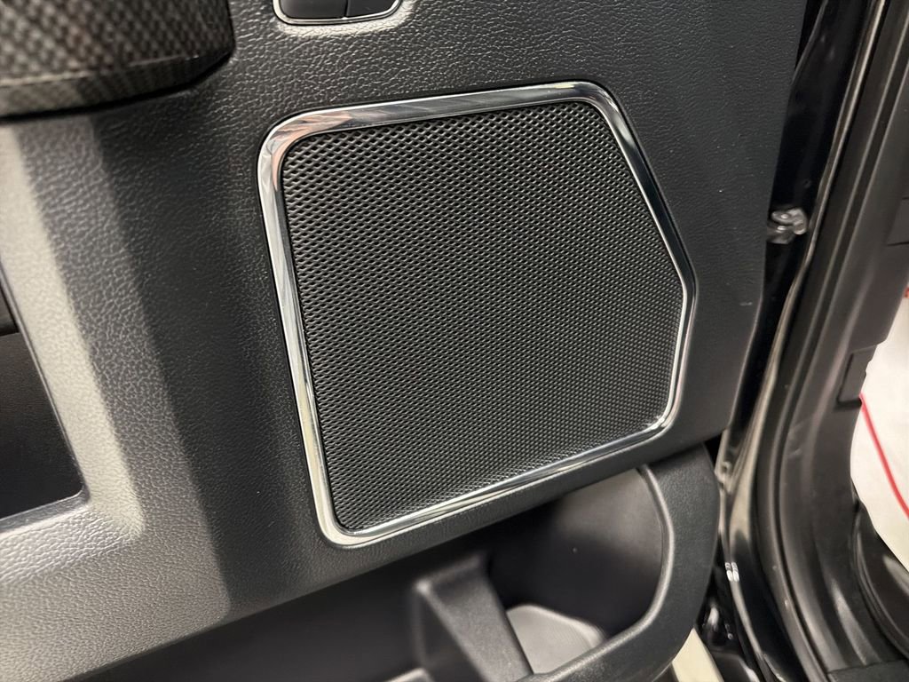 Used 2018 Ford F150 Lariat w/ Equipment Group 502A Luxury AWD/4WD image 25