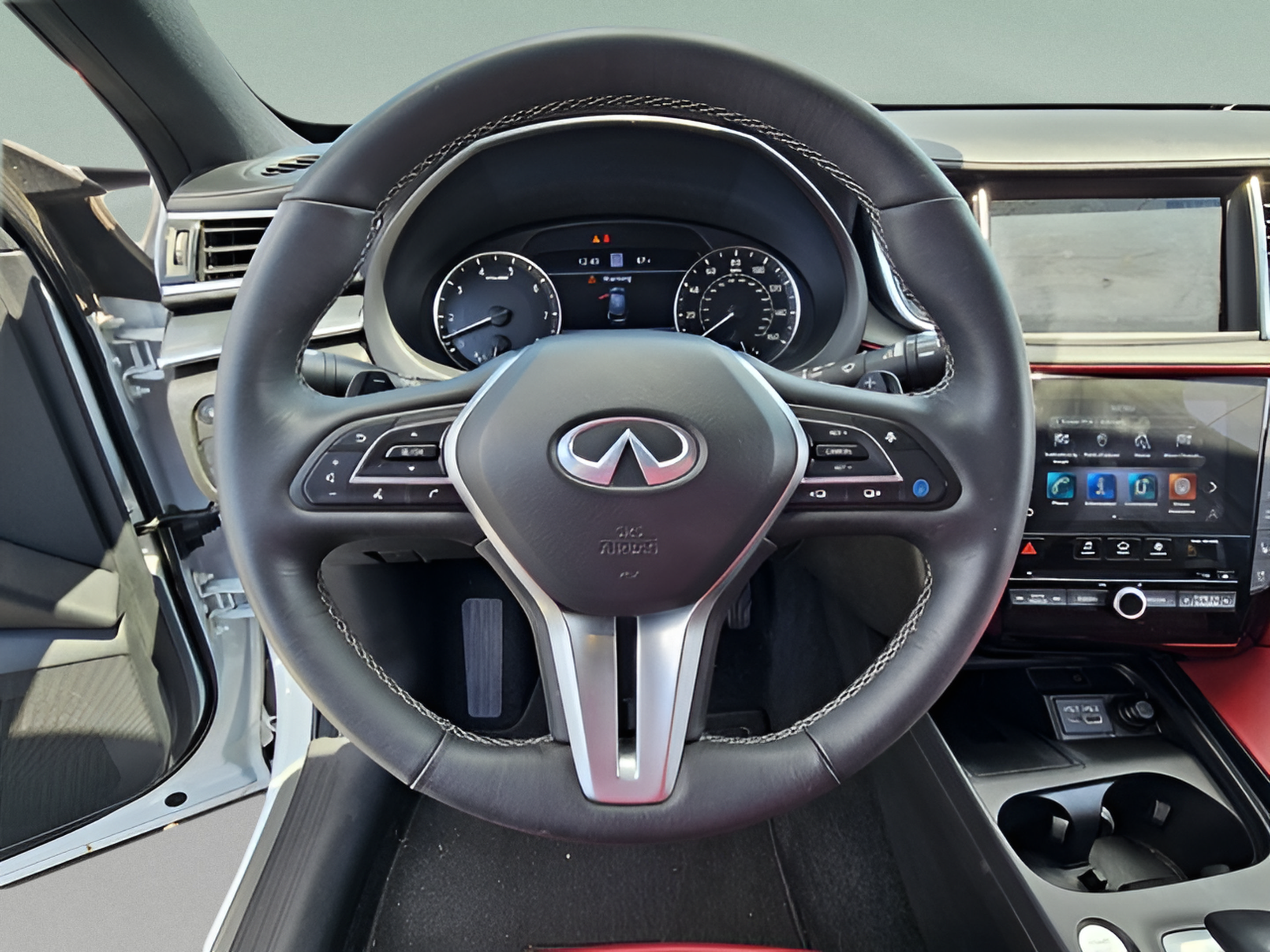 Used 2025 INFINITI QX50 Sport AWD/4WD image 23