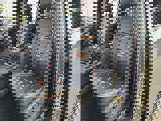 Used 2021 GMC Yukon XL AT4 w/ AT4 Premium Package image 21