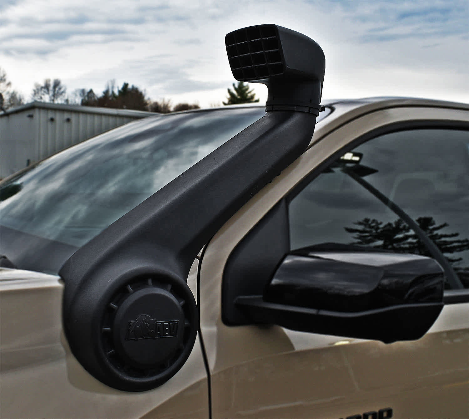 Used 2024 Chevrolet Colorado ZR2 w/ ZR2 Bison Edition image 6