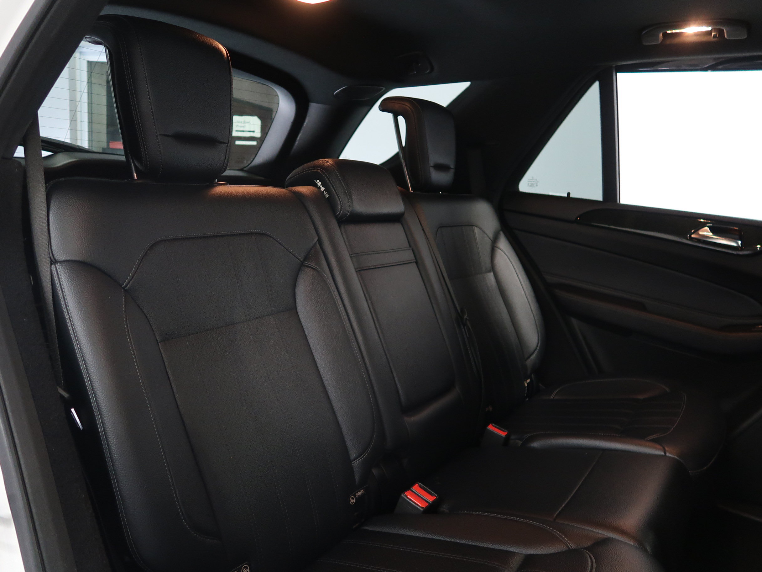 Used 2018 Mercedes-Benz GLE 350 image 35