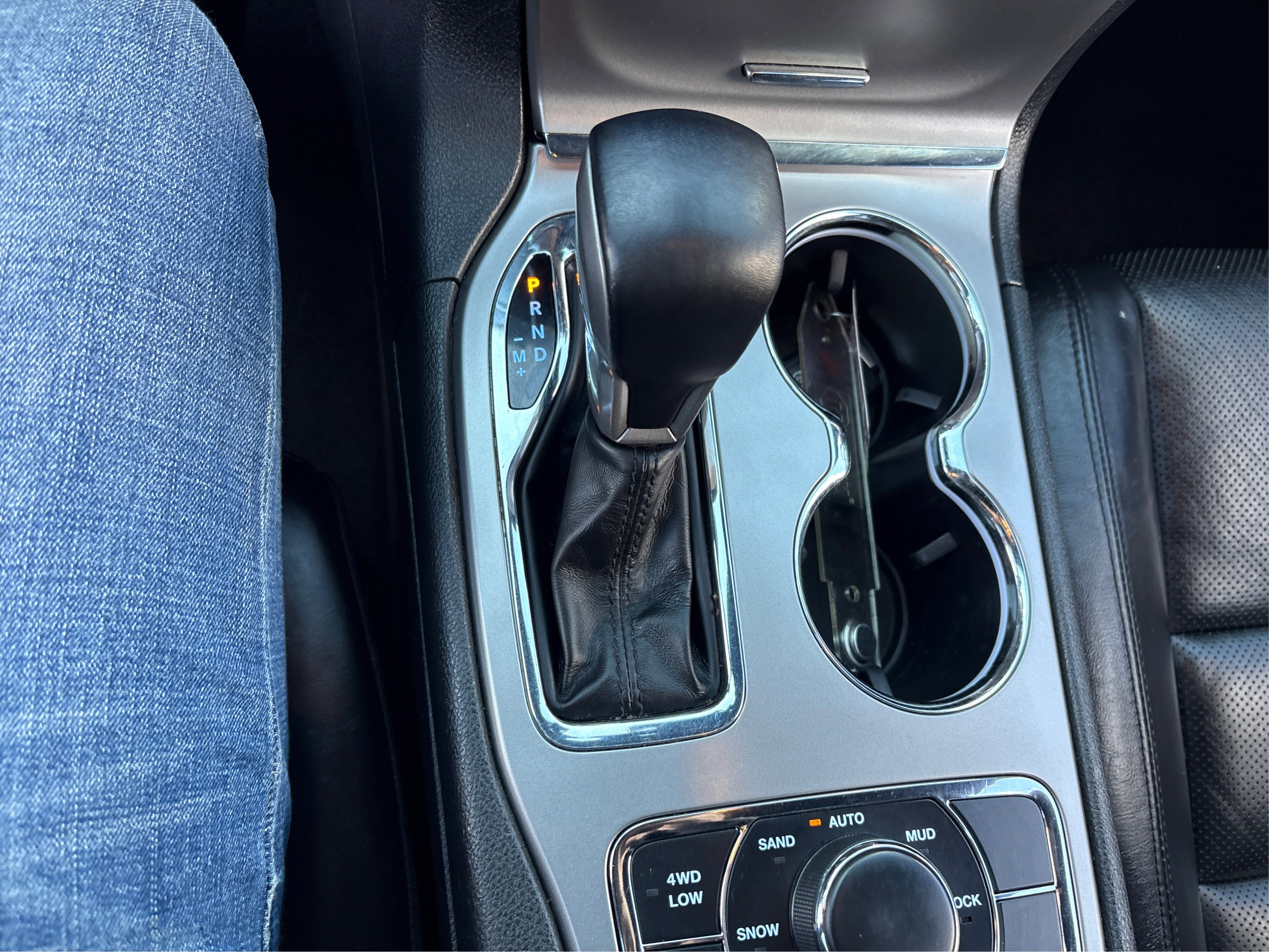 Used 2021 Jeep Grand Cherokee Limited w/ Luxury Group II image 29