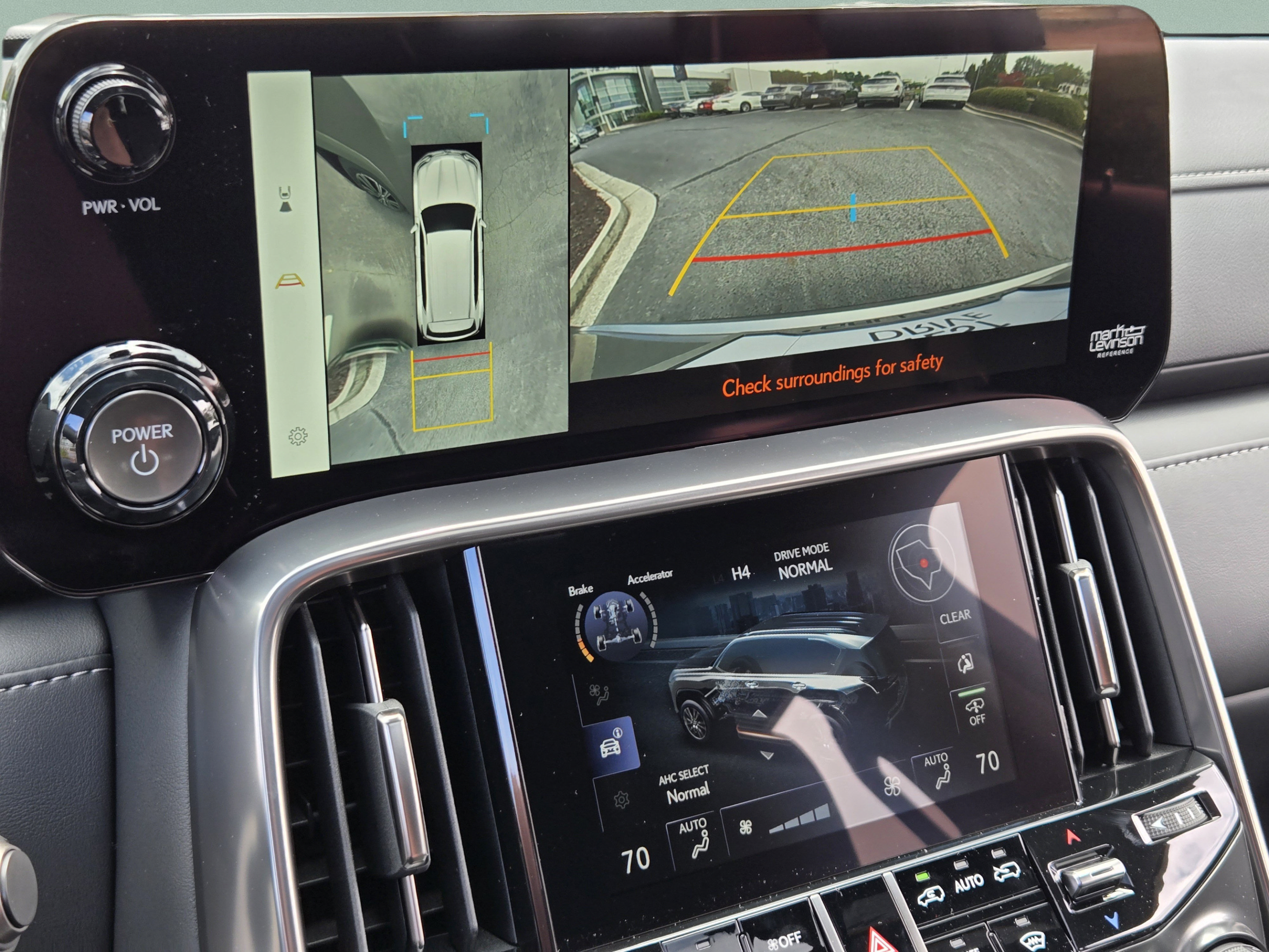 New 2026 Lexus LX 700h Luxury AWD/4WD image 19