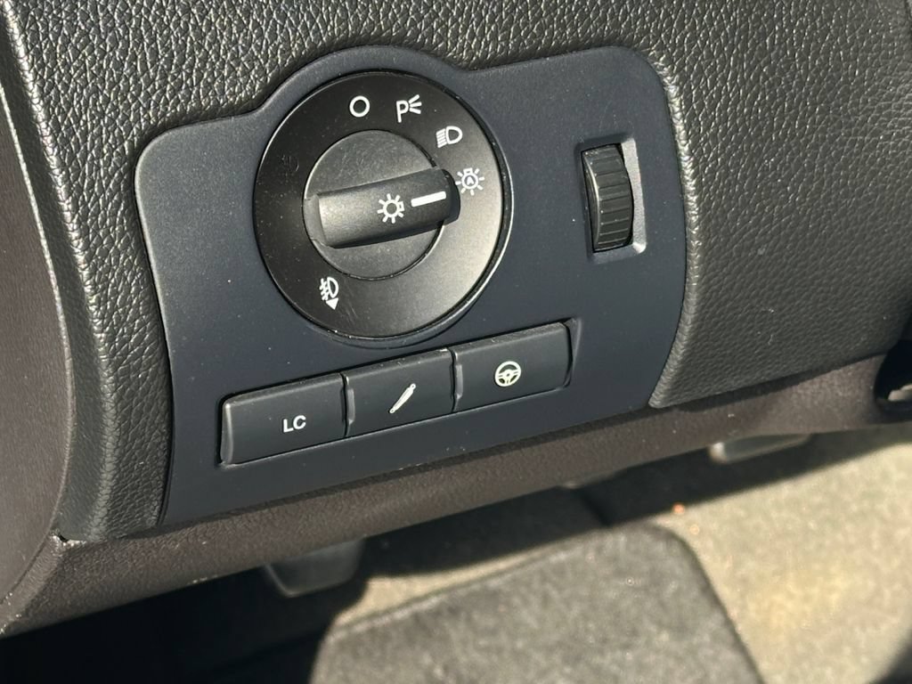 Used 2013 Ford Mustang Shelby GT500 RWD image 18