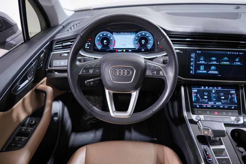 Used 2023 Audi Q7 3.0T Premium w/ Convenience Package AWD/4WD image 10