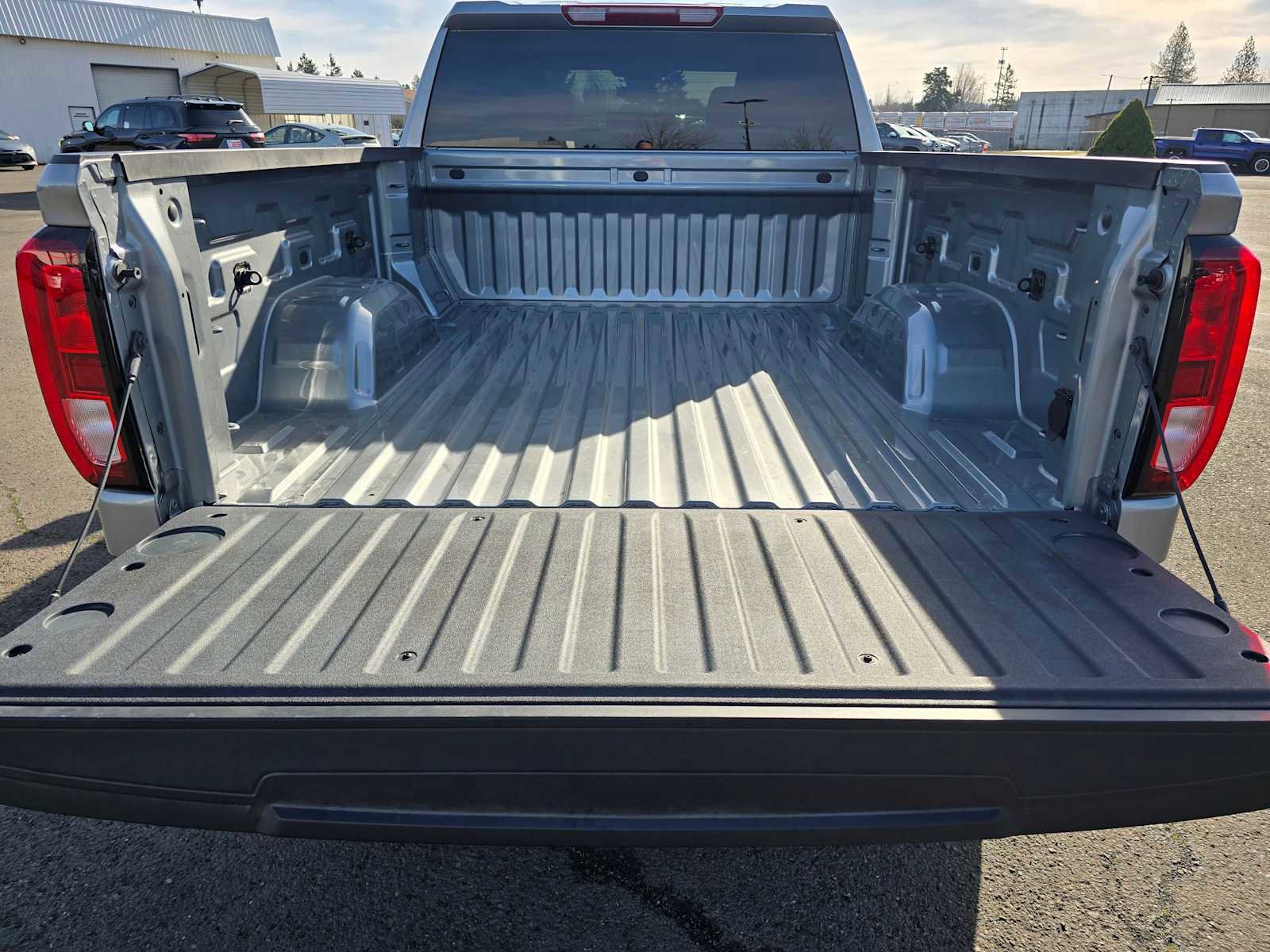 Used 2025 GMC Sierra 1500 Pro w/ Graphite Edition image 16