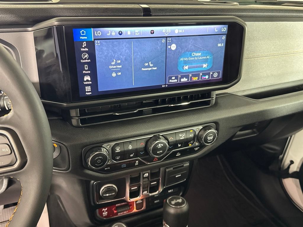 Certified 2024 Jeep Wrangler Unlimited AWD/4WD image 22