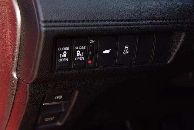 Certified 2025 Honda Odyssey Sport-L image 11
