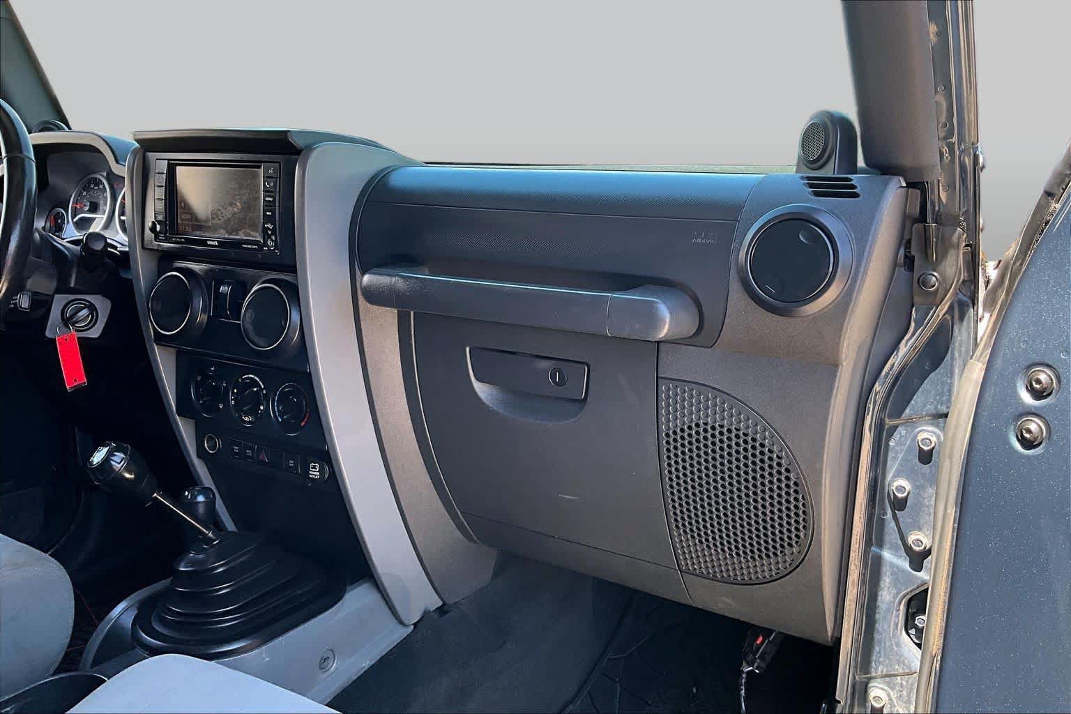Used 2008 Jeep Wrangler Rubicon w/ Dual Top Group AWD/4WD image 17