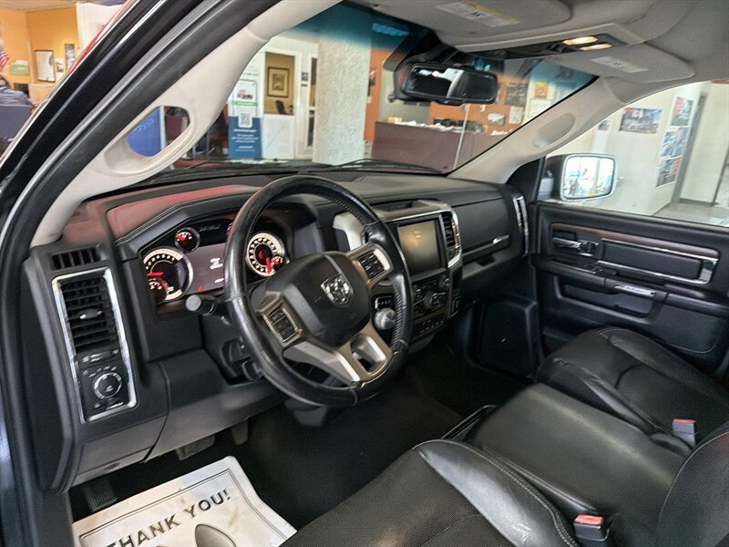 Used 2016 RAM 1500 Laramie RWD image 10