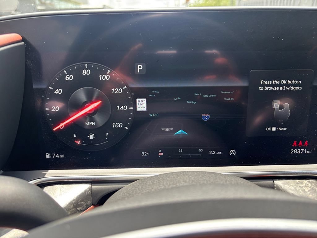 Used 2024 Genesis G90 3.5T AWD/4WD image 19