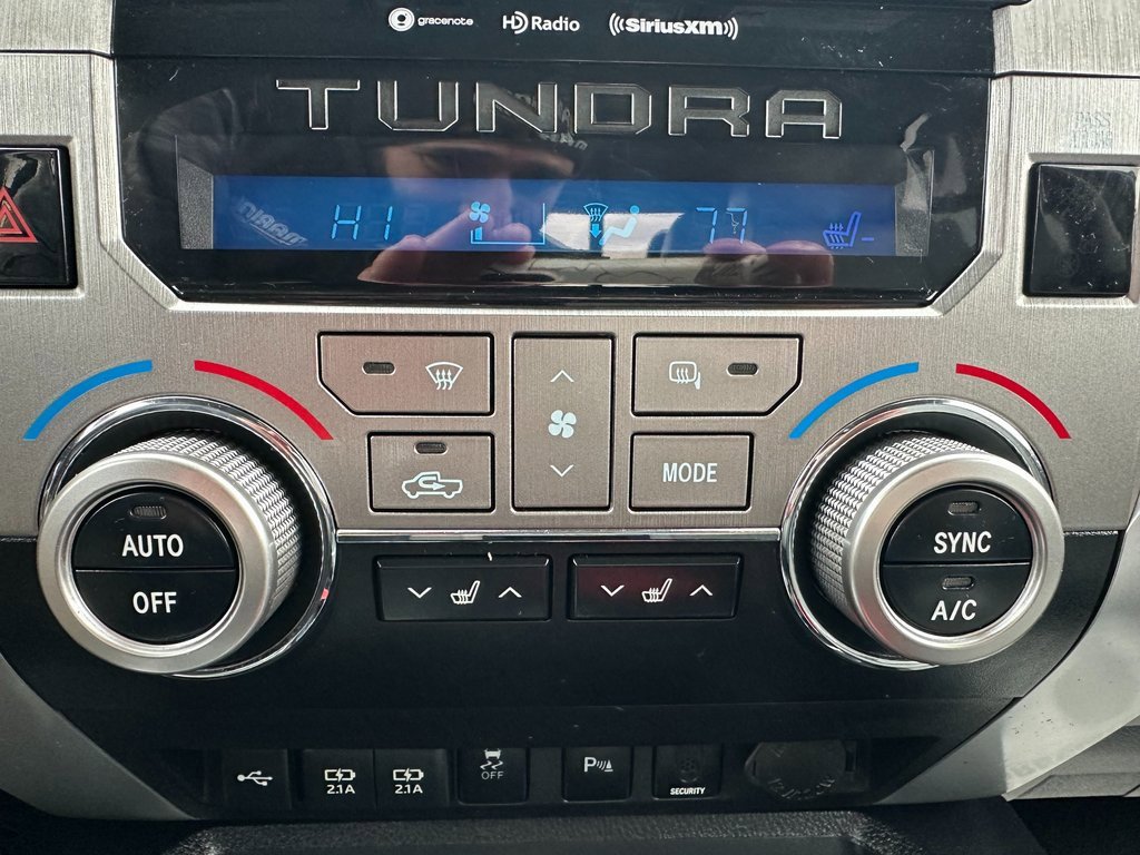 Used 2021 Toyota Tundra Limited w/ Limited Premium Package image 7