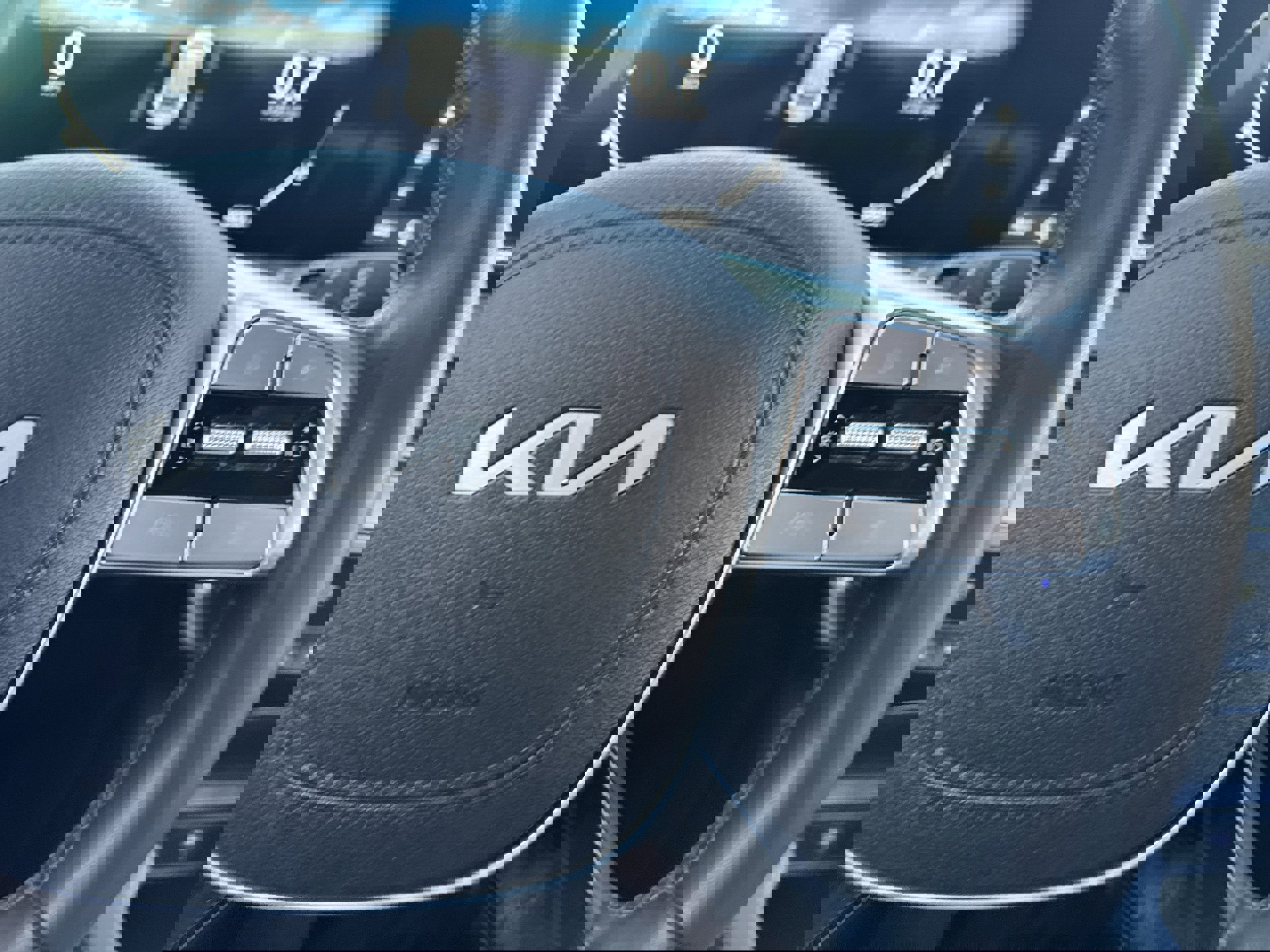 Used 2024 Kia Telluride SX Prestige w/ Towing Package AWD/4WD image 33