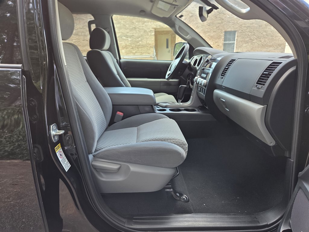 Used 2012 Toyota Tundra 2WD Double Cab w/ SR5 Pkg image 26