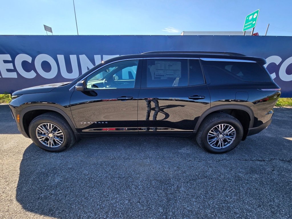 New 2026 Chevrolet Traverse LT image 4