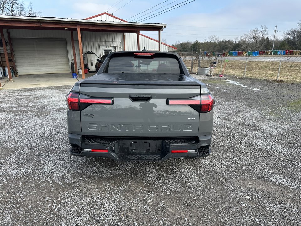 Used 2023 Hyundai Santa Cruz SEL image 6