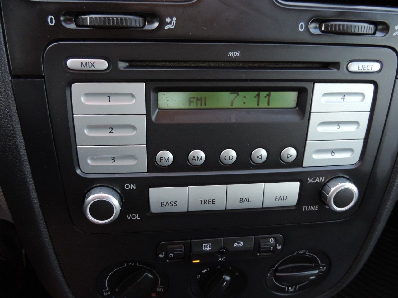 Used 2009 Volkswagen Jetta S FWD image 21