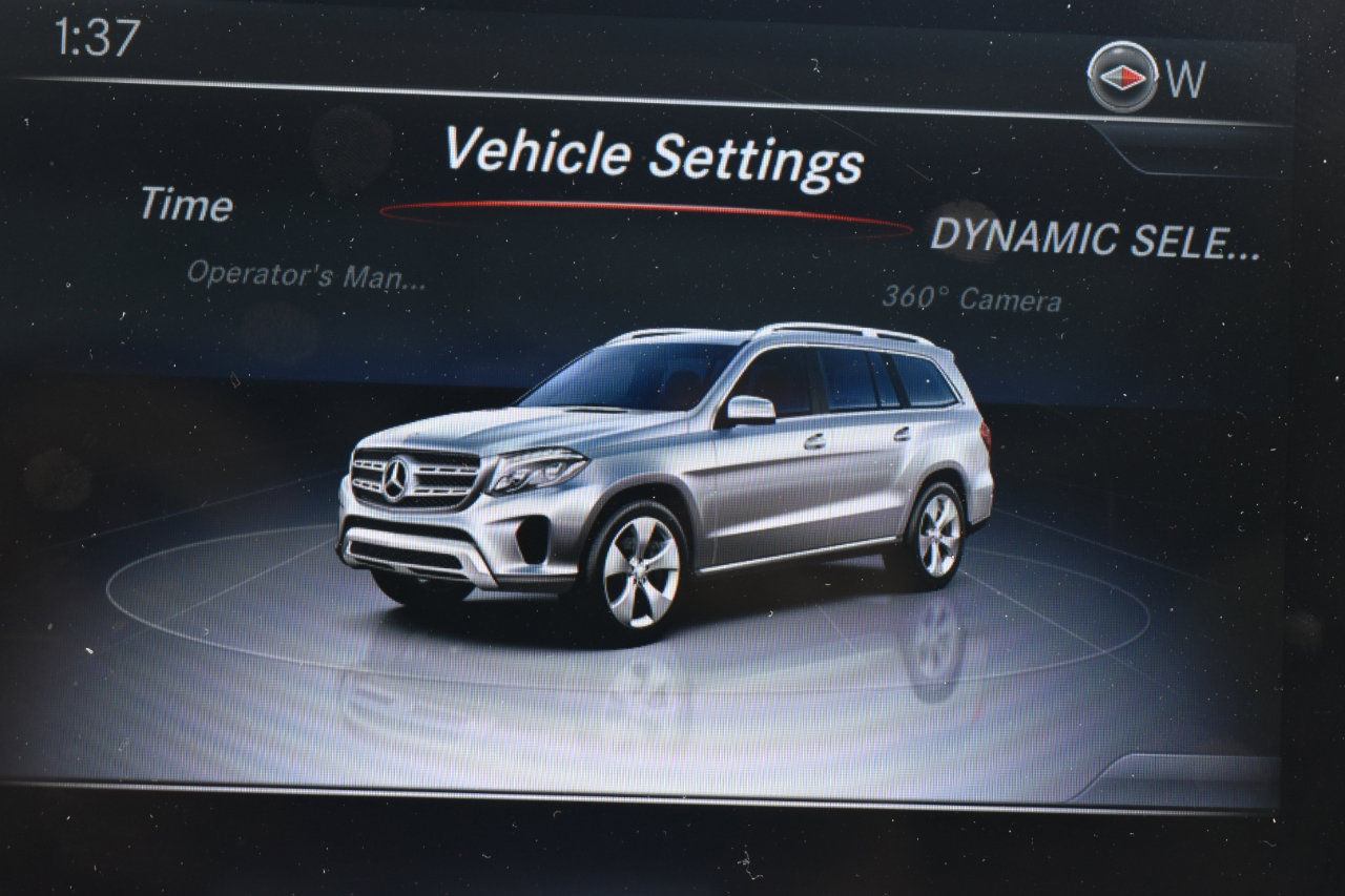 Used 2018 Mercedes-Benz GLS 450 4MATIC w/ Premium Package image 21