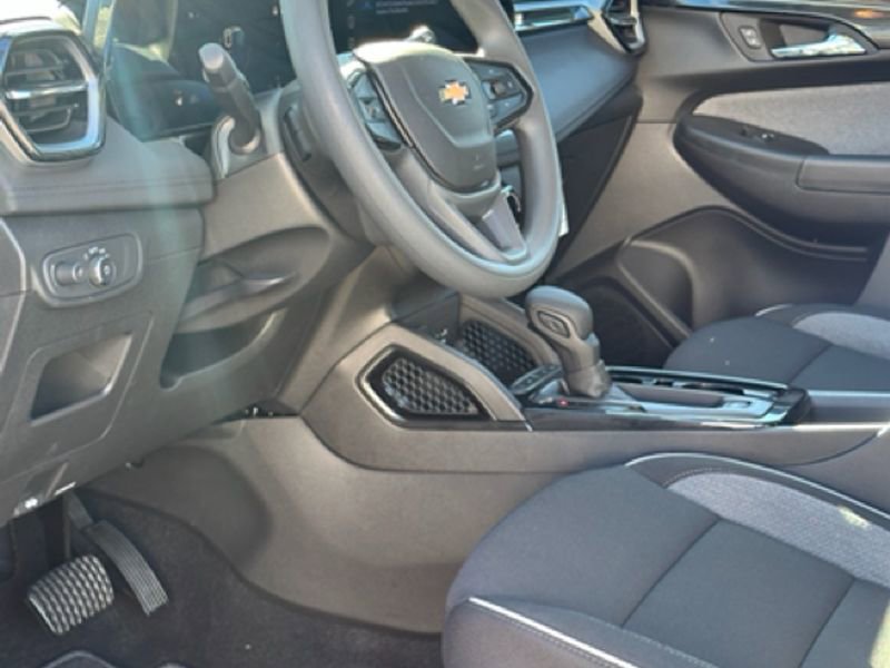 New 2026 Chevrolet TrailBlazer LS w/ LS Convenience Package FWD image 6