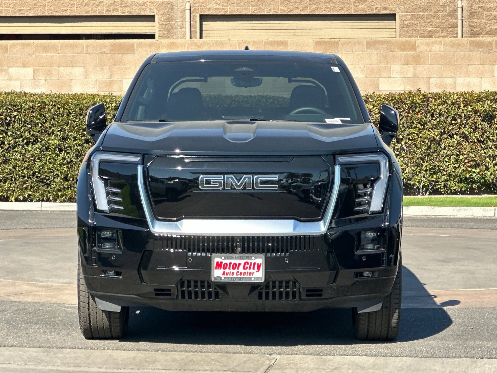 New 2025 GMC Sierra EV Denali AWD/4WD image 9