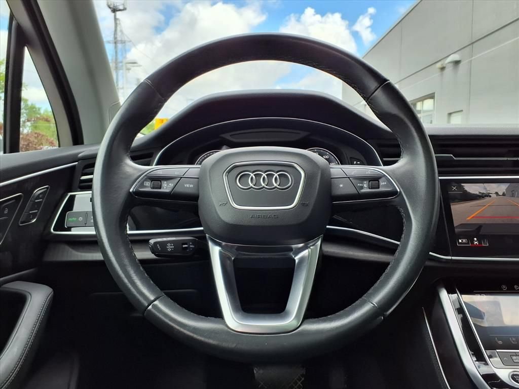 Used 2023 Audi Q7 3.0T Premium Plus w/ Premium Plus Package AWD/4WD image 12